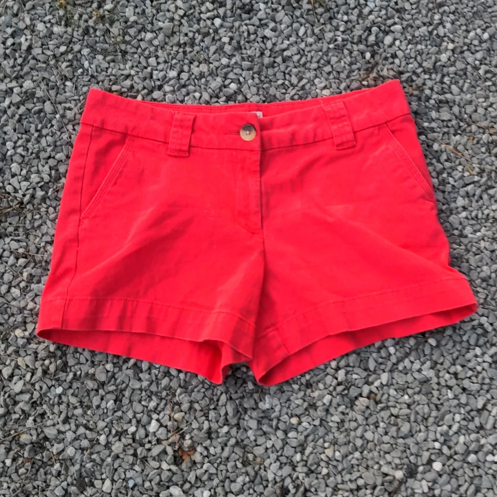 Magellan Outdoors Poppy Red Cotton/Spandex Chino Shorts w/ Tortoise Shell Button - Picture 2 of 12